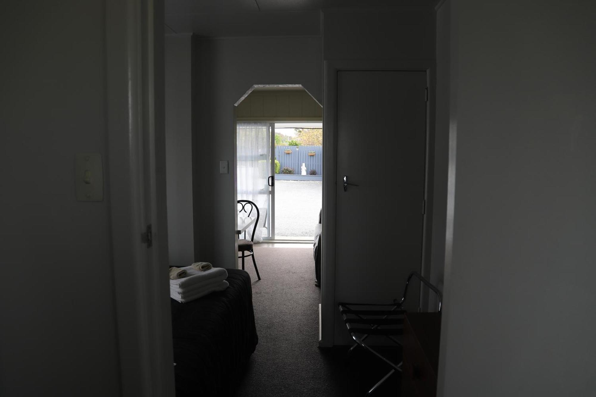 Sierra Beachfront Motel Kaikoura Bagian luar foto