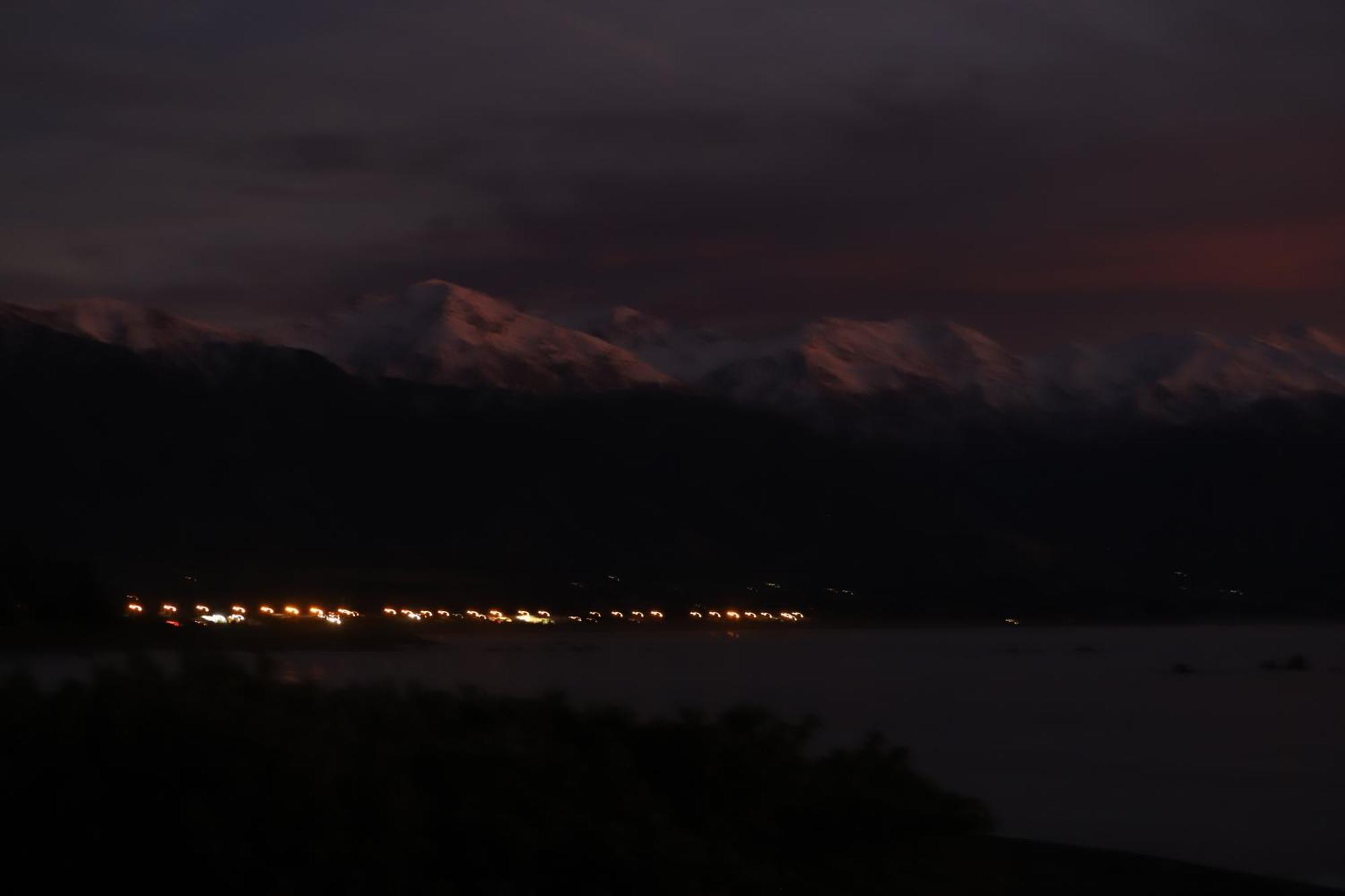Sierra Beachfront Motel Kaikoura Bagian luar foto
