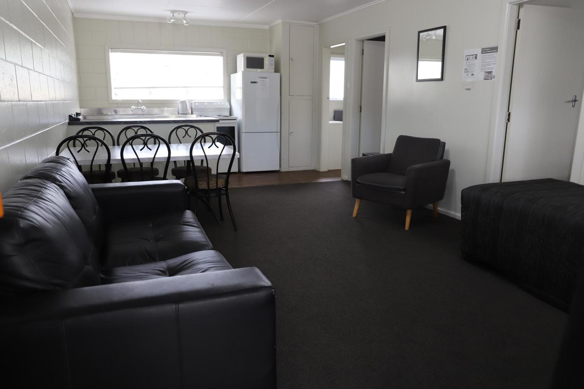 Sierra Beachfront Motel Kaikoura Bagian luar foto